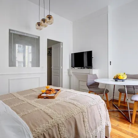 Apartment Bnbnook - Prime 1br: Notre-dame & Latin Quarter